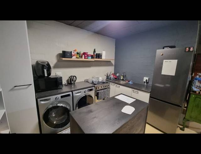 2 BEDROOM PROPERTY TO RENT IN SALT RIVER